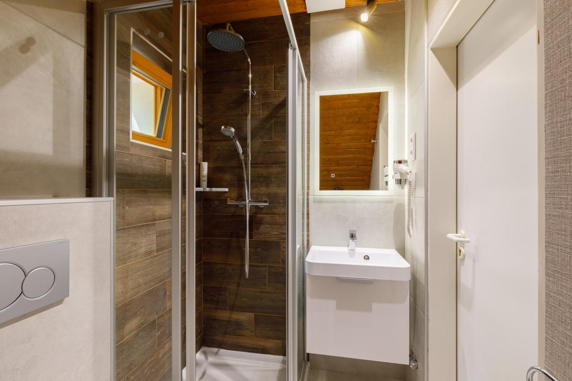 Lepke Apartmanház és Étterem Tihany Exterior foto
